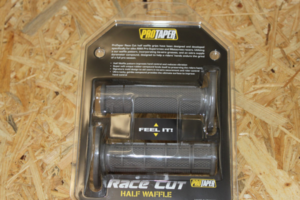 REVÊTEMENTS PRO TAPER RACE CUT SEMI-GAUFRE - visuel 2